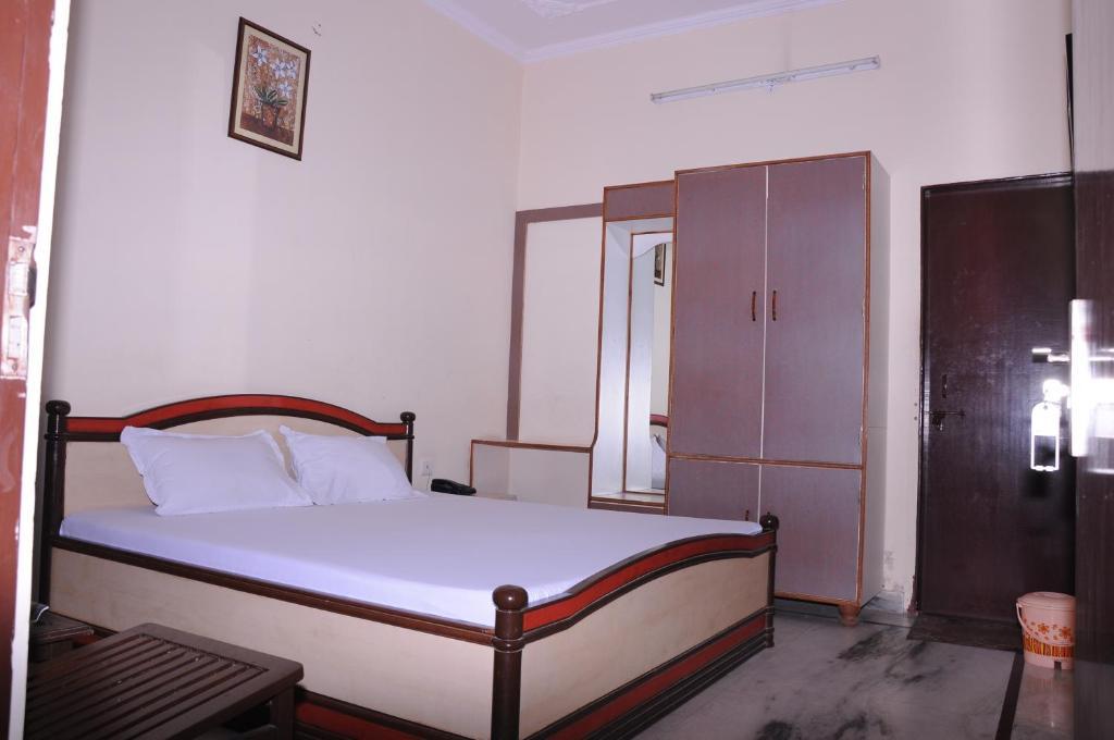 Hotel Mansarovar Palace Jaipur Room photo